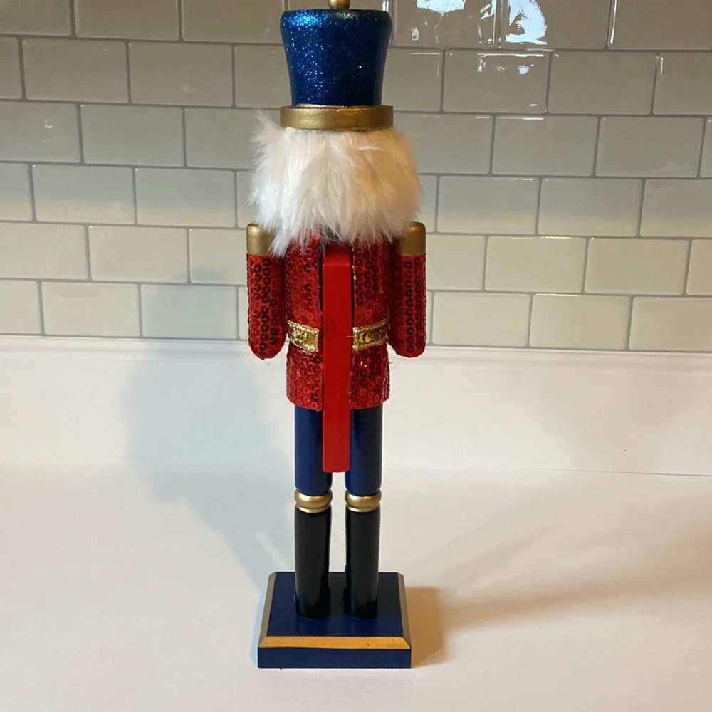 Nutcracker 15”‎ tall